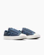 Converse Star Player 76 Suede